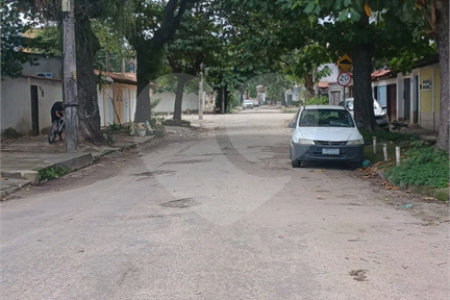 Área de Terra à venda com 4 quartos, sendo 1 suíte, em Pedra de Guaratiba, Rio de Janeiro, RJ