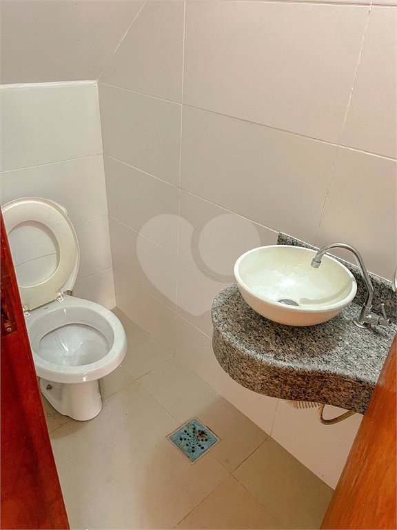 Casa à venda com 4 quartos, sendo 1 suíte, no condomínio Imperial Santa Cruz, Rio de Janeiro - RJ