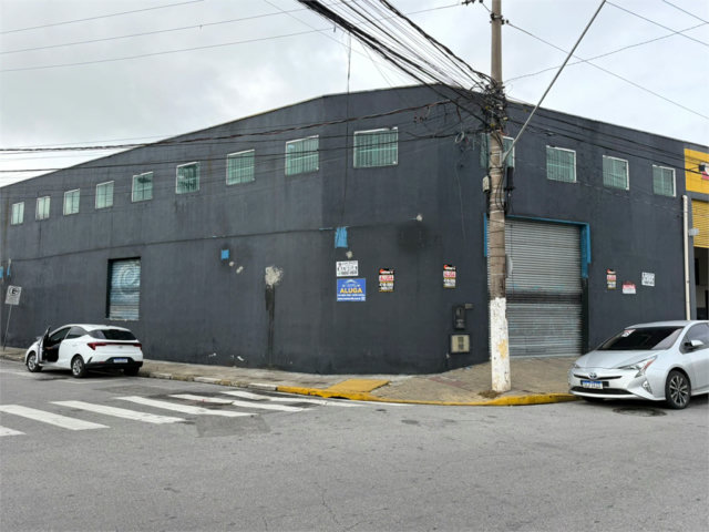 Salão Comercial para alugar em Vila das Acácias, Poá, SP