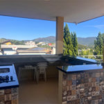 Casa à venda ou para alugar com 3 suítes no condomínio Serra da Estrela, Atibaia - SP
