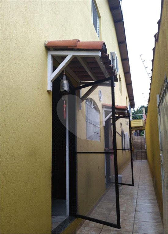Casa à venda com 4 quartos, sendo 1 suíte, em Cidade Kemel, Poá, SP