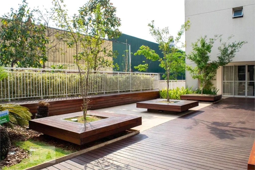 Apartamento à venda com 3 quartos, sendo 1 suíte, em Vila Anastácio, São Paulo, SP