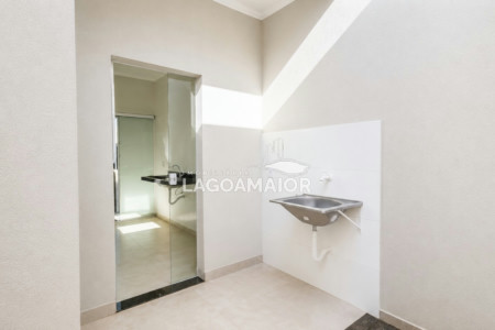 Casa à venda com 2 quartos, sendo 1 suíte,  em Jardim dos Ipes, Três Lagoas, MS