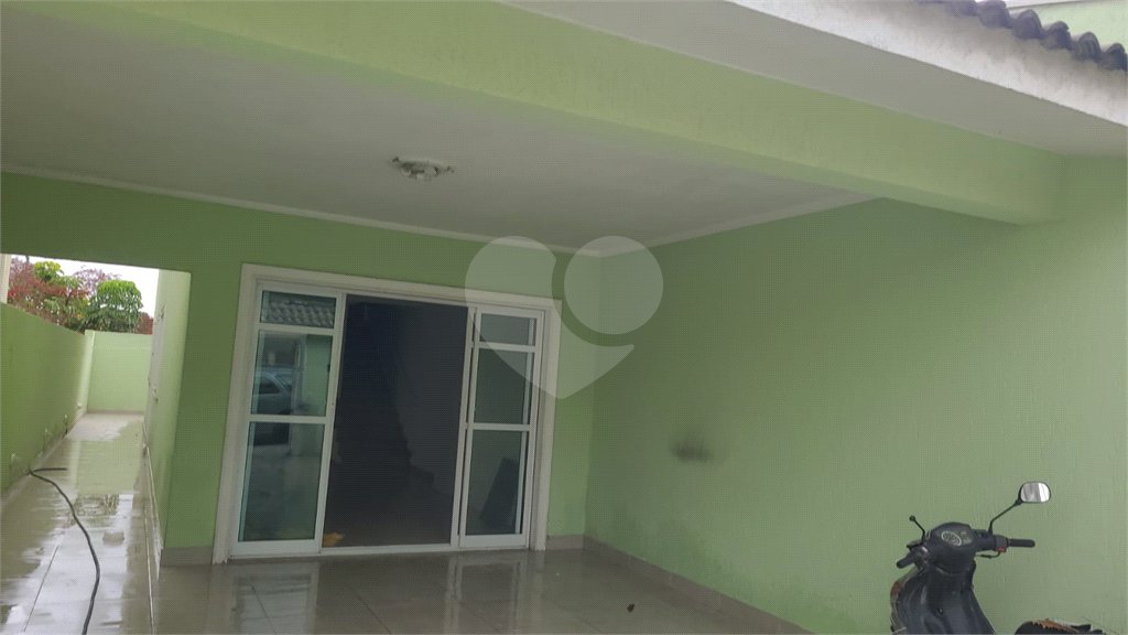 Casa à venda com 2 suítes, em Cidade Nova Arujá, Arujá, SP