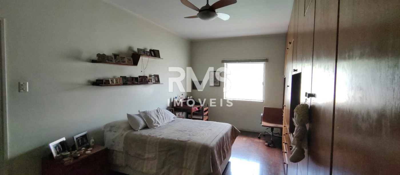 Casa à venda com 4 quartos, sendo 2 suítes,  no Centro, Itu, SP