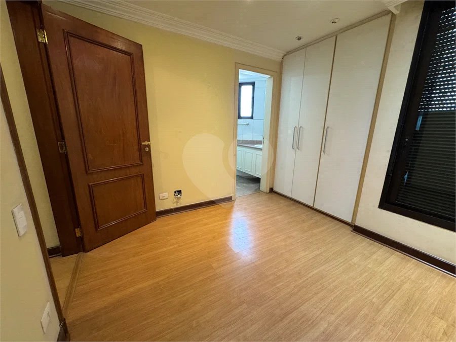 Apartamento à venda com 4 quartos, sendo 3 suítes, em Santana, São Paulo, SP