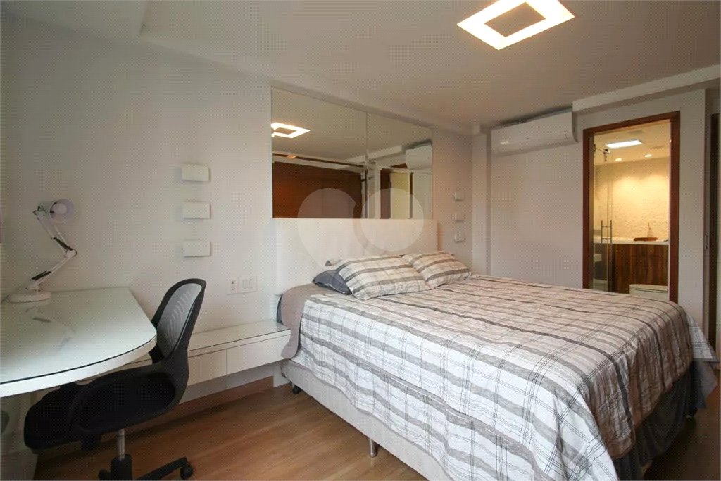 Apartamento para alugar com 3 quartos, sendo 1 suíte, em Itaim Bibi, São Paulo, SP