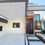 Casa à venda com 3 quartos, sendo 1 suíte, no condomínio Horto Florestal Villagio, Sorocaba - SP