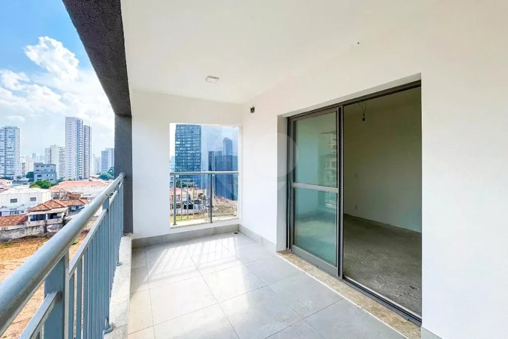 Apartamento com 1 dormitório próximo ao metrô Linha Verde.