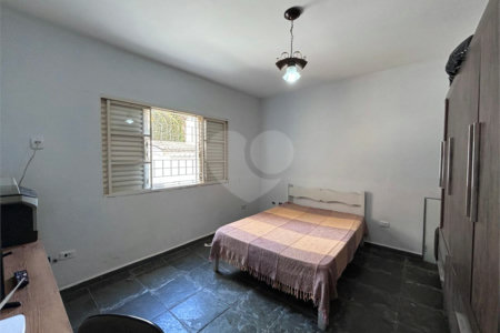 Casa à venda com 5 quartos, sendo 2 suítes,  em Jardim Maristela, Atibaia, SP
