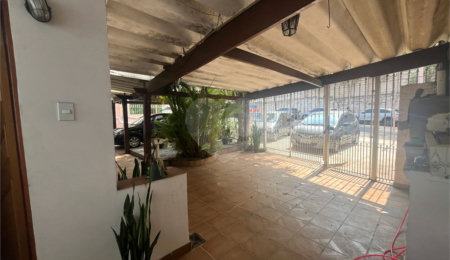 Casa à venda com 7 quartos em Imirim, São Paulo, SP