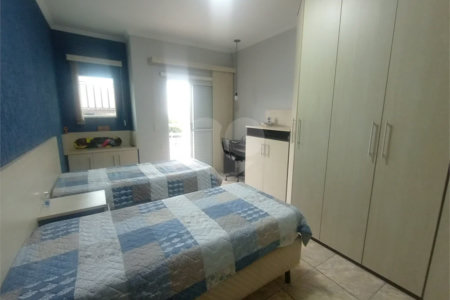 Sobrado à venda com 3 quartos, sendo 1 suíte, em Vila Gustavo, São Paulo, SP