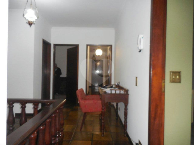 Casa à venda com 3 quartos, sendo 1 suíte,  em Piraporinha, Diadema, SP