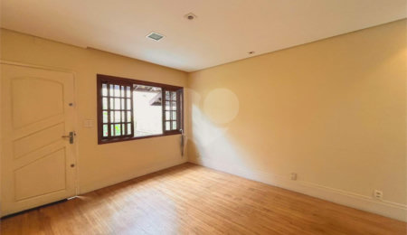 Casa à venda com 2 quartos no condomínio Residencial Vila das Margaridas, São Paulo - SP