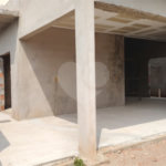Casa térrea em fase de construção para venda no condomínio Quebec