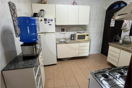 Casa à venda com 4 quartos, sendo 1 suíte, em Alpes D'ouro, Bom Jesus dos Perdões, SP