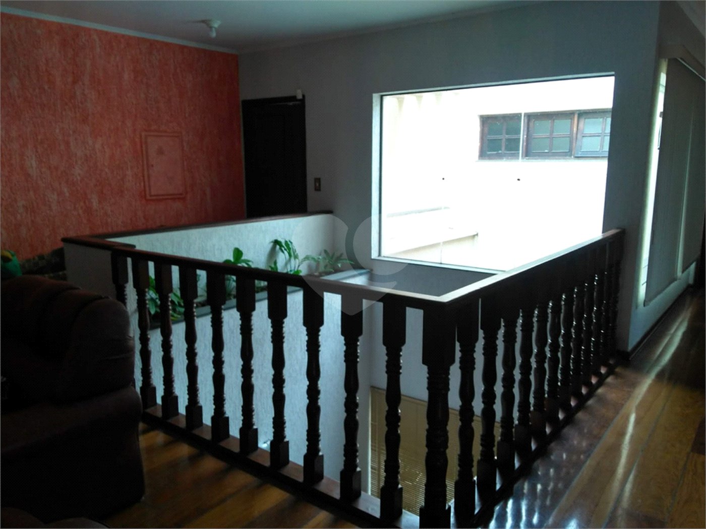 Casa à venda com 3 quartos, sendo 2 suítes,  em Vila Suissa, Mogi das Cruzes, SP