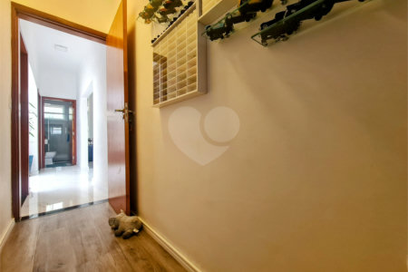 Casa à venda com 3 quartos, sendo 1 suíte, no condomínio Horto Florestal Iii, Sorocaba - SP