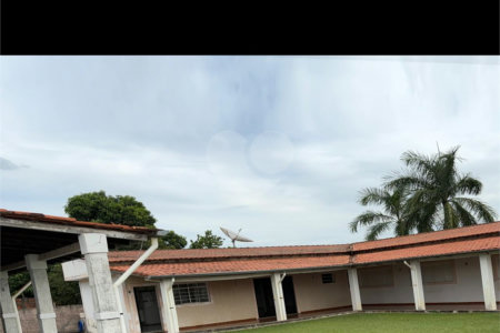 Chácara à venda com 3 quartos, sendo 1 suíte, em João Jabour, Salto, SP