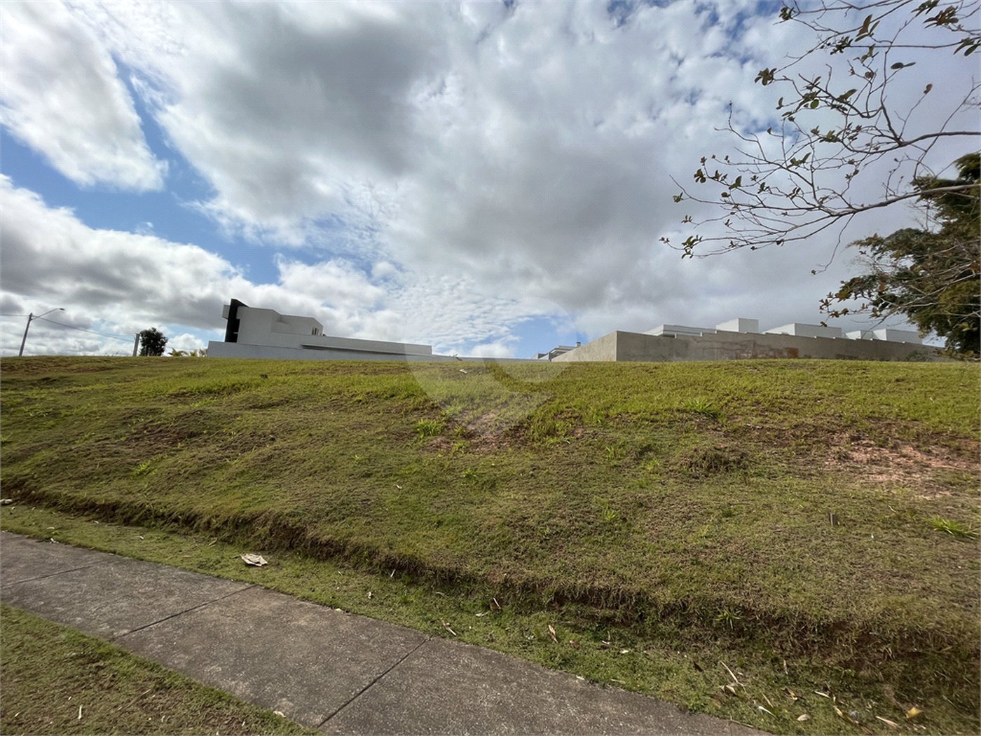 Terreno à venda no condomínio Fazenda Jequitibá, Sorocaba - SP