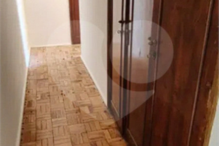 Apartamento à venda com 4 quartos, sendo 1 suíte, em Vila Olímpia, São Paulo, SP