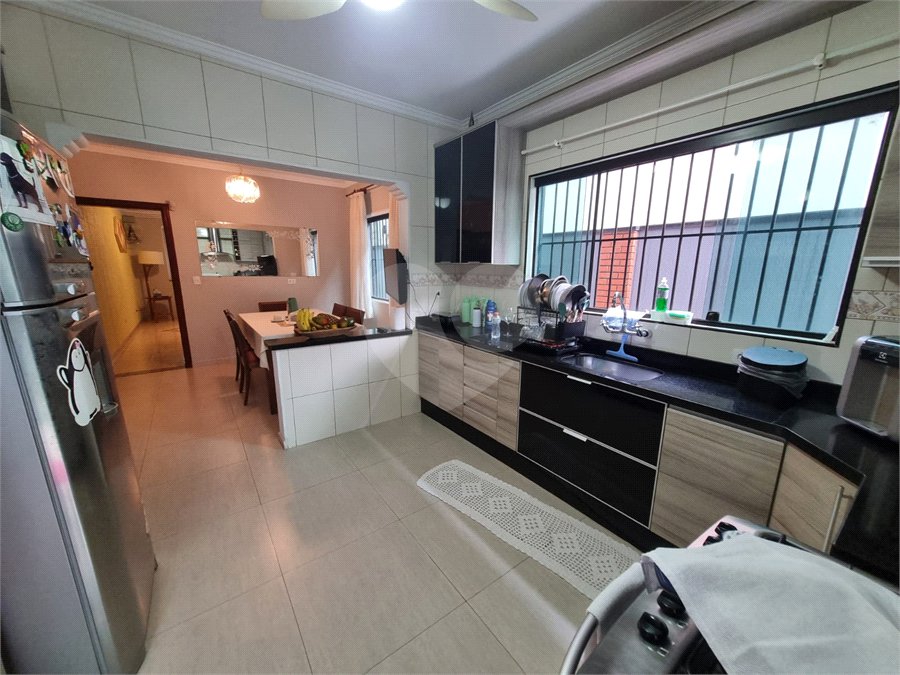 Sobrado à venda com 4 quartos, sendo 2 suítes, em Vila Barreto, São Paulo, SP