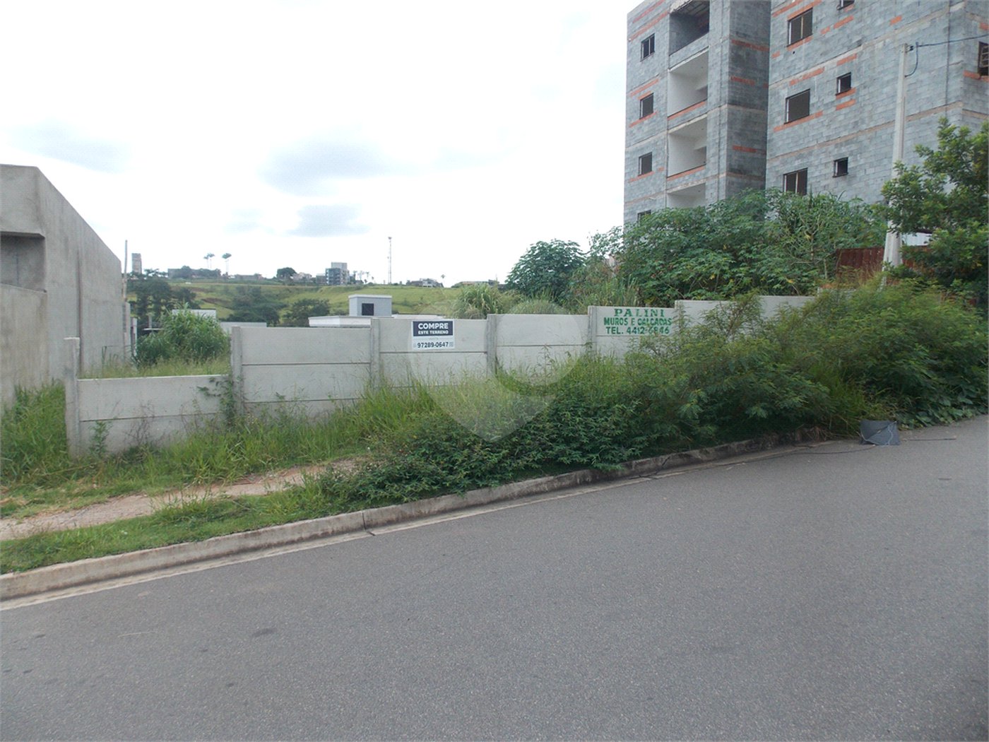 Terreno à venda em Residencial Jardins da Catalunha, Atibaia, SP
