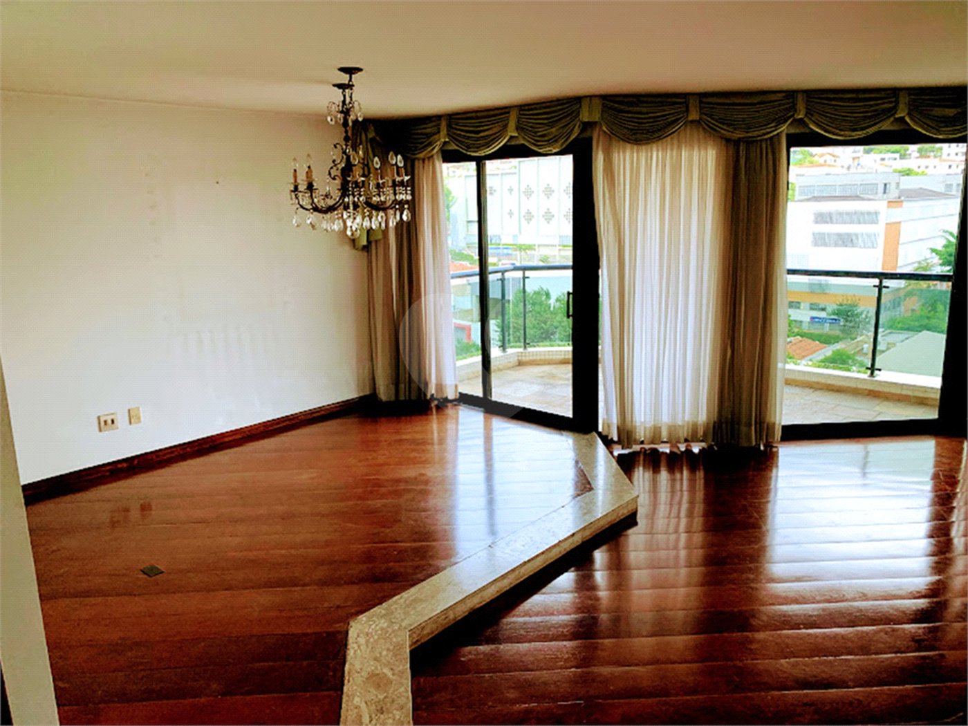 Apartamento à venda ou para alugar com 4 quartos, sendo 2 suítes, em Santana, São Paulo, SP