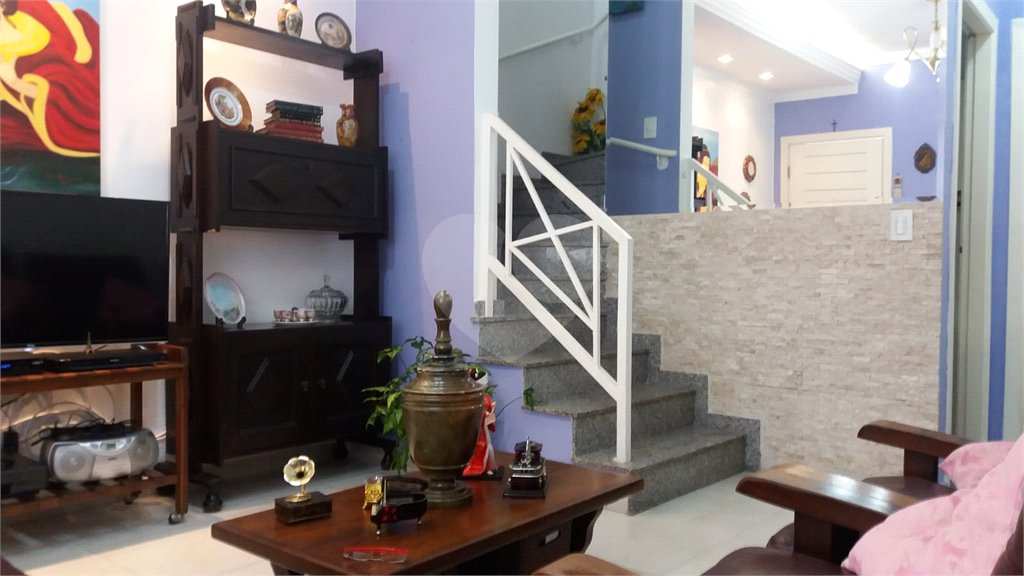 Casa à venda com 2 suítes no condomínio Residencial Taormina, São Paulo - SP