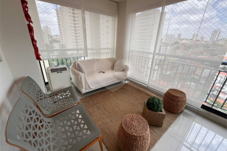 Apartamento à venda com 3 suítes em Santa Teresinha, São Paulo, SP