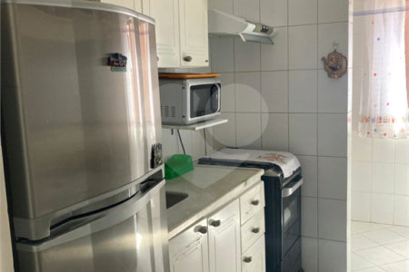 Apartamento à venda com 2 quartos, sendo 1 suíte,  em Jardim Flor da Montanha, Guarulhos, SP