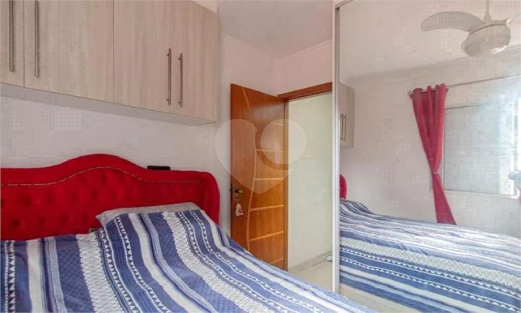 Casa à venda com 2 suítes no condomínio Residencial Flor de Lis, São Paulo - SP