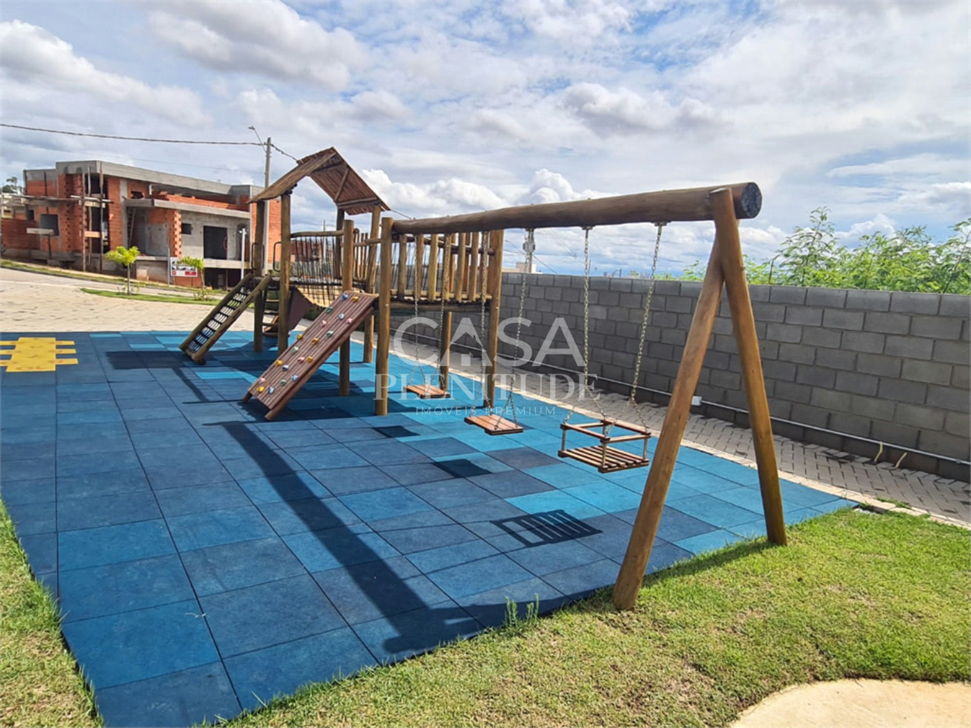 Terreno em condomínio à venda em Jardim Vila São Domingos, Sorocaba, SP
