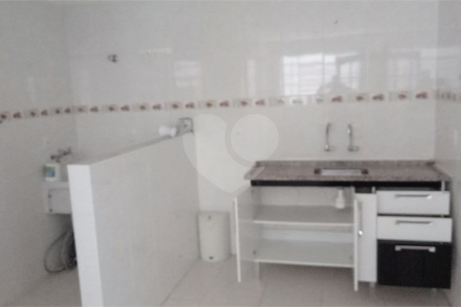 Sobrado à venda com 9 quartos, sendo 1 suíte, em Jaçanã, São Paulo, SP