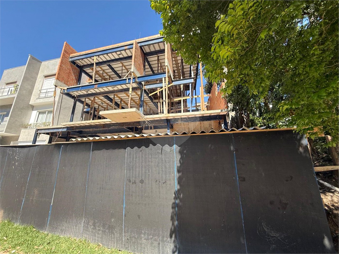 Casa à venda com 4 suítes no condomínio Reserva Cantareira, São Paulo - SP