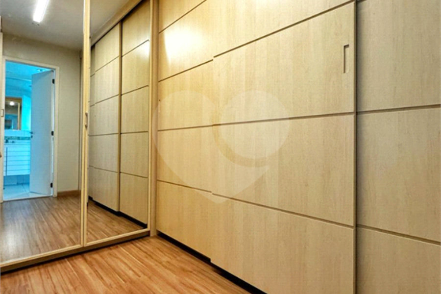 Apartamento à venda com 2 suítes em Barra Funda, São Paulo, SP