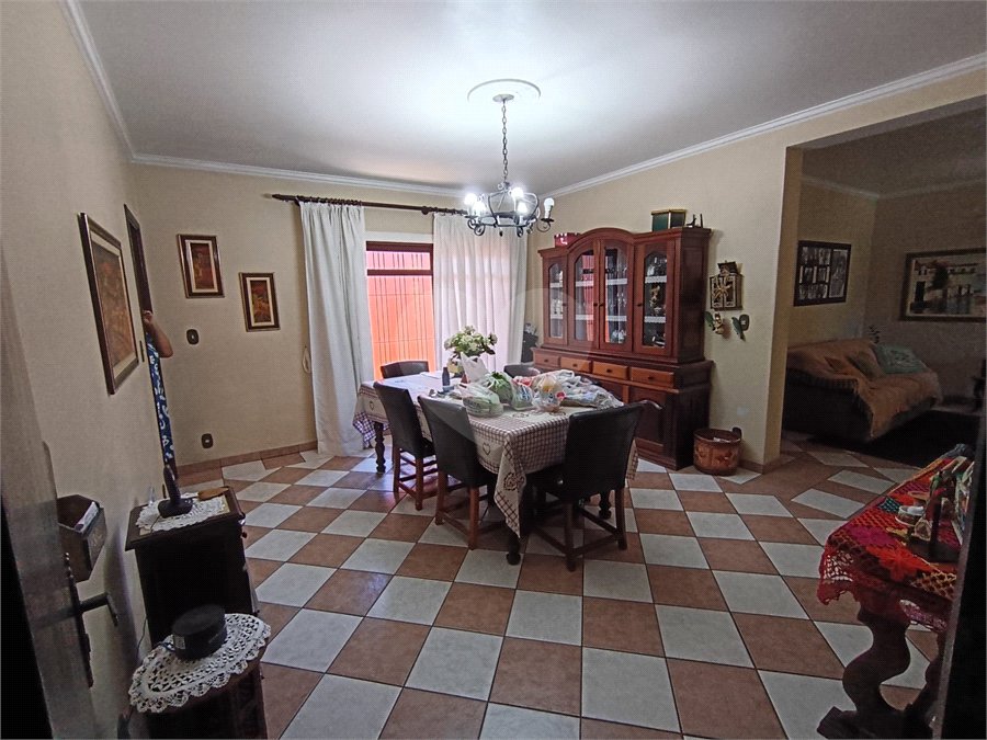Casa à venda com 3 quartos, sendo 2 suítes,  em Vila Mogilar, Mogi das Cruzes, SP