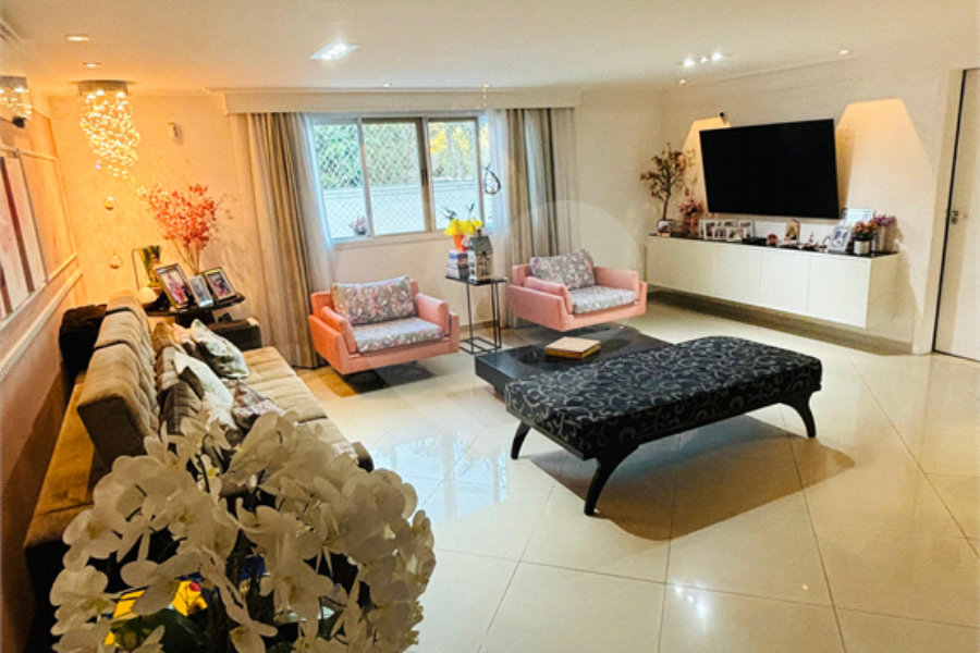Casa à venda com 4 suítes no condomínio Maison Montparnasse, São Paulo - SP