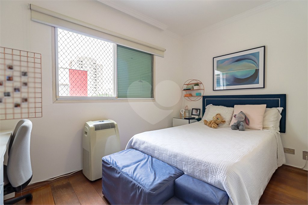 Apartamento à venda com 4 quartos, sendo 2 suítes, em Vila Morumbi, São Paulo, SP