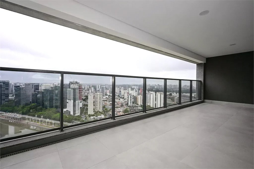 Apartamento à venda com 3 suítes, em Jardim Fonte do Morumbi, São Paulo, SP