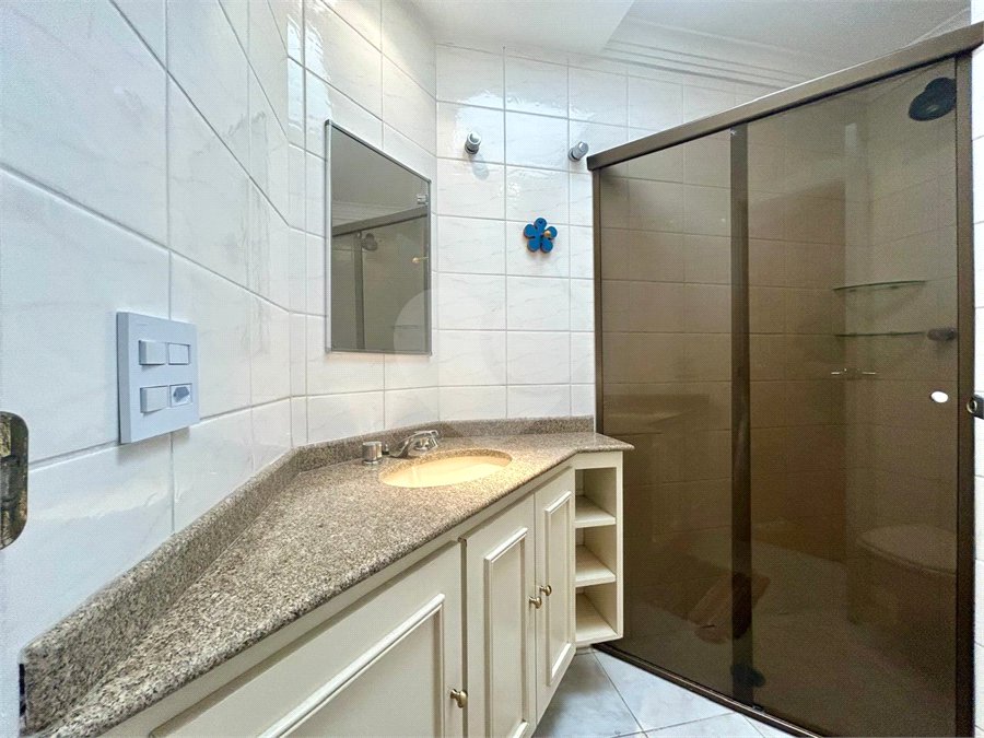 Apartamento à venda com 3 suítes em Tatuapé, São Paulo, SP