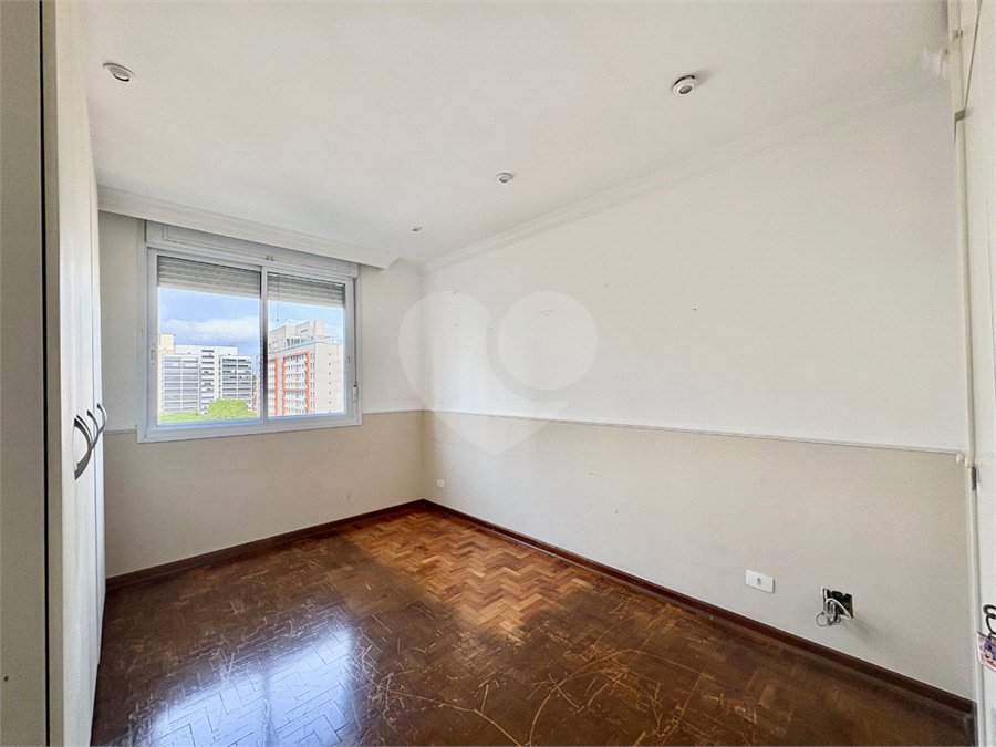 Apartamento à venda com 4 quartos, sendo 1 suíte, em Chácara Santo Antônio, São Paulo, SP