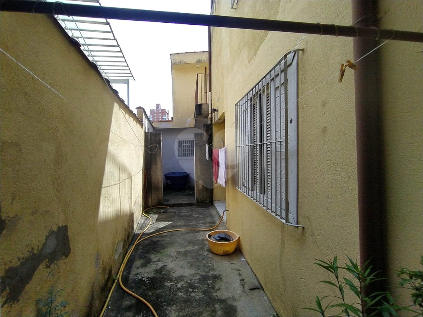 Casa à venda com 6 quartos, sendo 2 suítes, em Chora Menino, São Paulo, SP