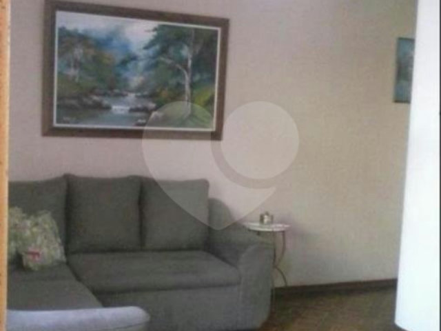 Sobrado à venda com 3 quartos, sendo 1 suíte,  em Vila Guilherme, São Paulo, SP