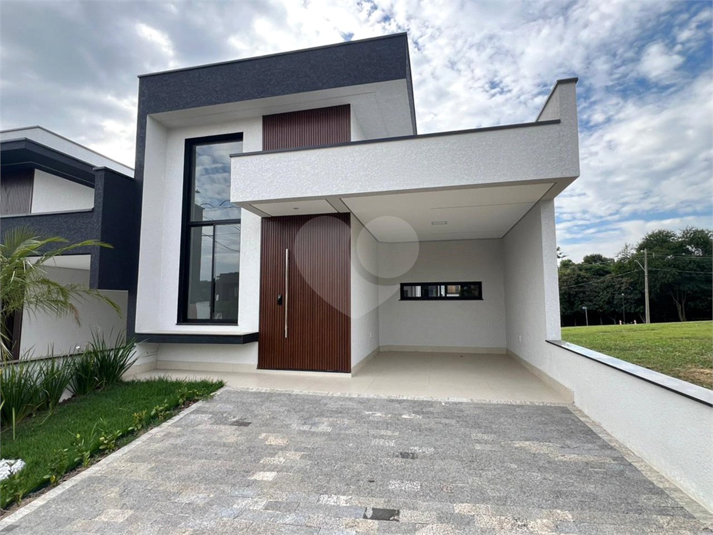 Casa à venda com 3 quartos, sendo 1 suíte,  em Jardim Residencial Villagio Ipanema I, Sorocaba, SP