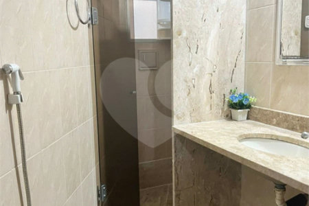 Apartamento à venda com 3 quartos, sendo 1 suíte,  em Vila Nova, Cabo Frio, RJ
