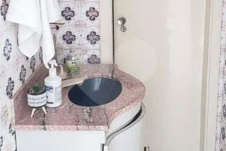 Casa à venda com 5 quartos, sendo 1 suíte, em Vila Santo Estevão, São Paulo, SP