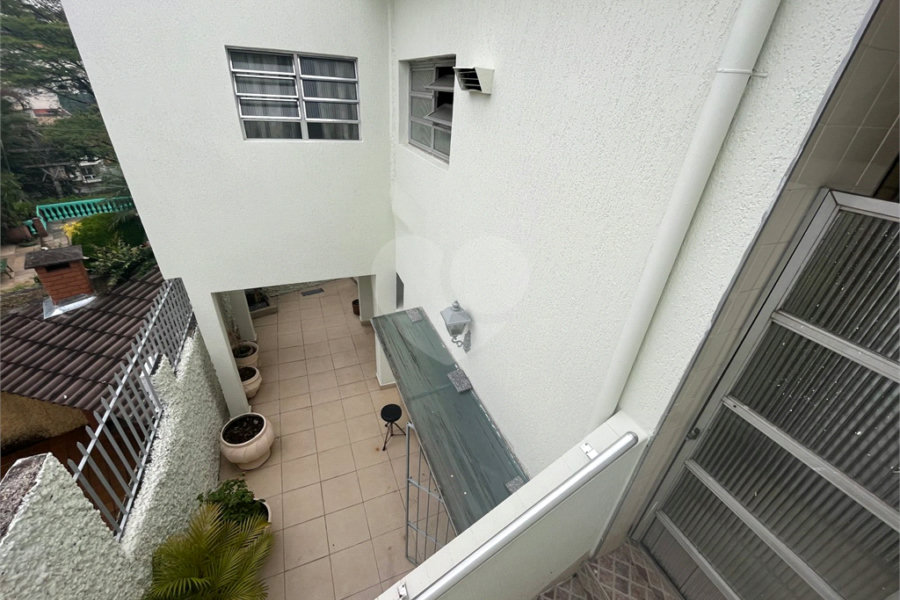 Casa à venda com 4 quartos, sendo 3 suítes, em Jardim França, São Paulo, SP