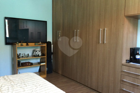 Sobrado à venda com 2 quartos, sendo 1 suíte, em Lar São Paulo, São Paulo, SP