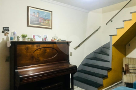 Casa à venda com 3 quartos, sendo 1 suíte,  em Paulicéia, São Bernardo do Campo, SP